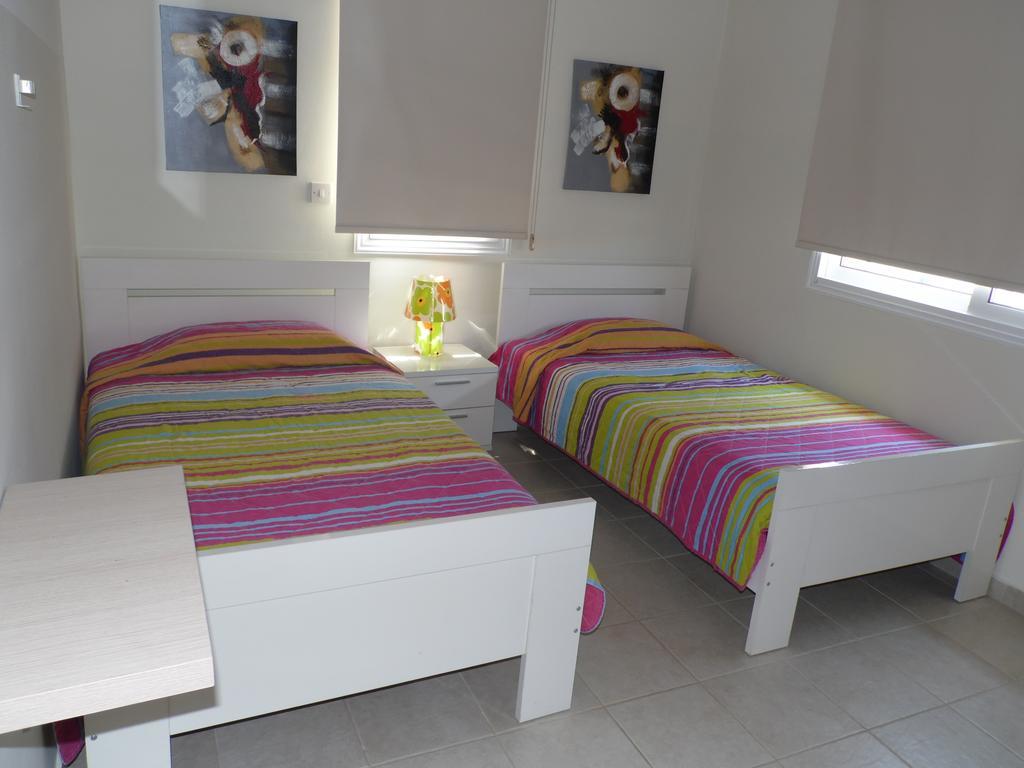 Villa Florie Protaras Zimmer foto